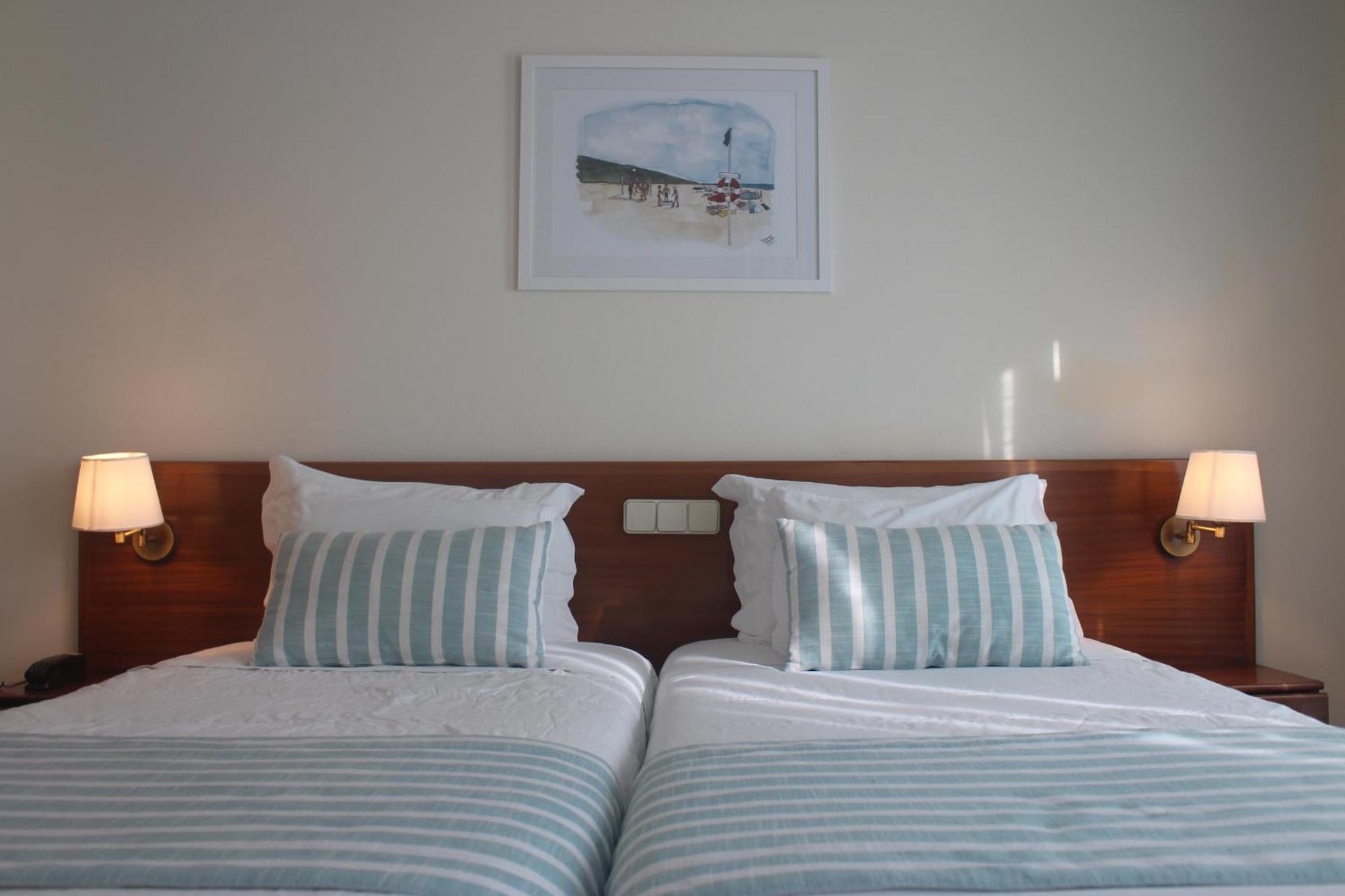 Hotel Santo Antonio Da Baia Sao Martinho do Porto Luaran gambar